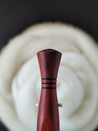 B 2.25mm Redheart Ergonomic Wood Crochet Hook