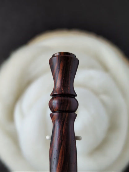 G 4mm Cocobolo Ergonomic Wood Crochet Hook