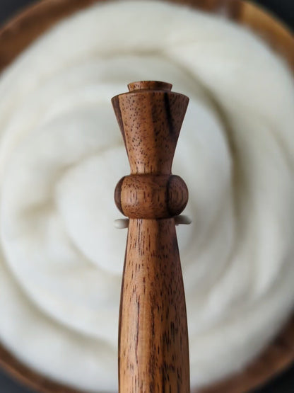 G 4mm Gonçalo Ergonomic Wood Crochet Hook