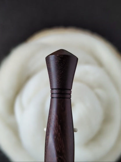 E 3.5mm Rosewood Ergonomic Wood Crochet Hook